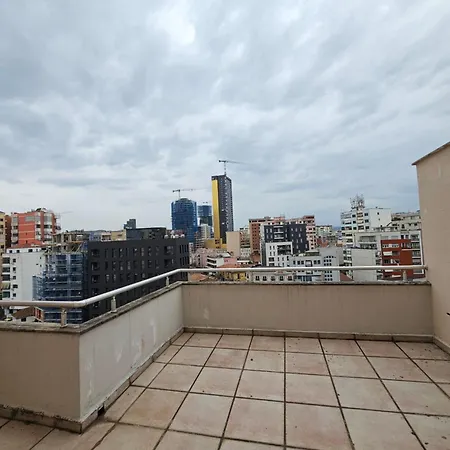 Xplore Xpress Center Apartament Tirana